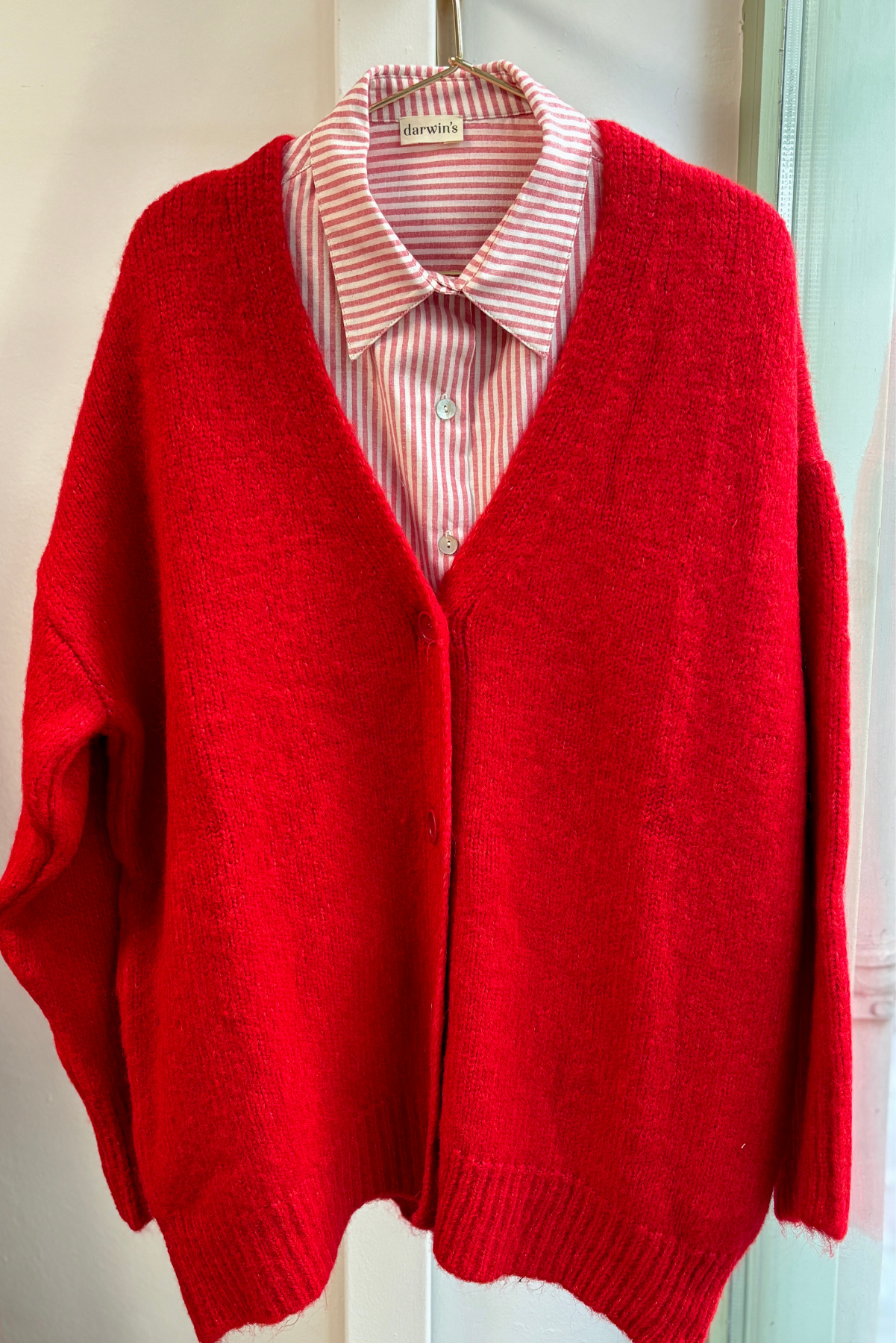 Kırmızı Yün Hırka