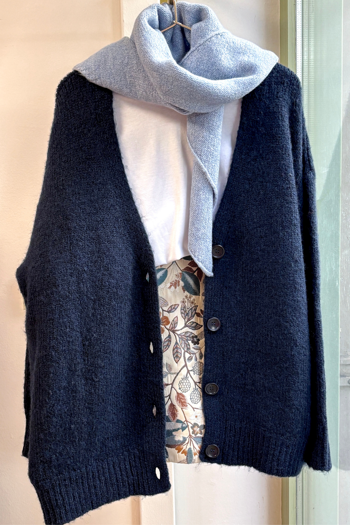 Lacivert Yün Hırka