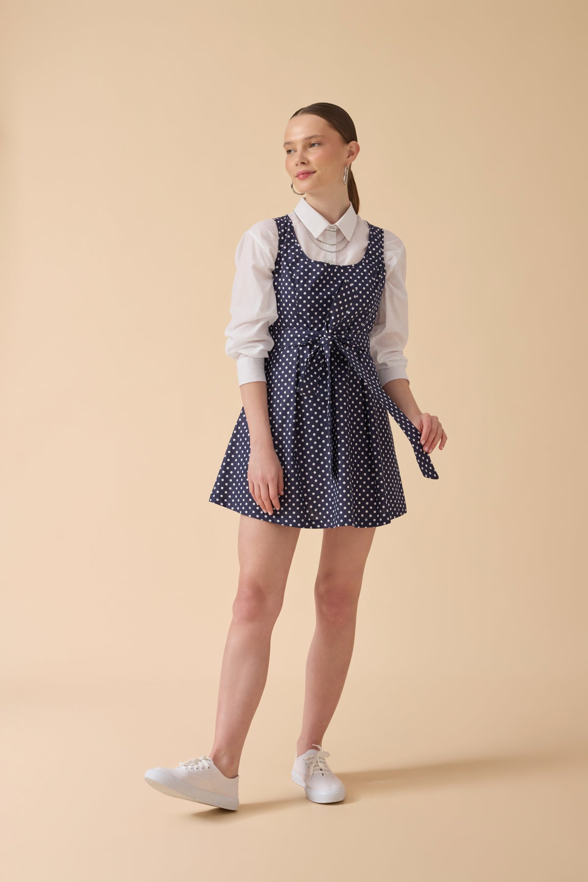 Lacivert Puantiye Desenli Pinafore Elbise