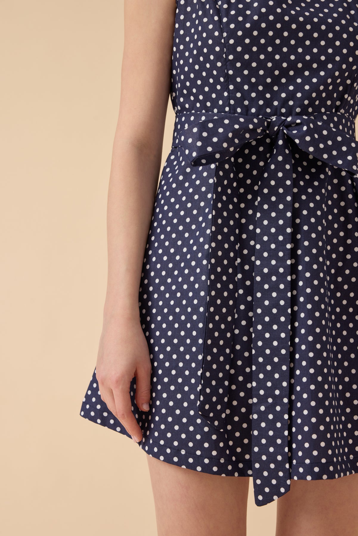 Lacivert Puantiye Desenli Pinafore Elbise