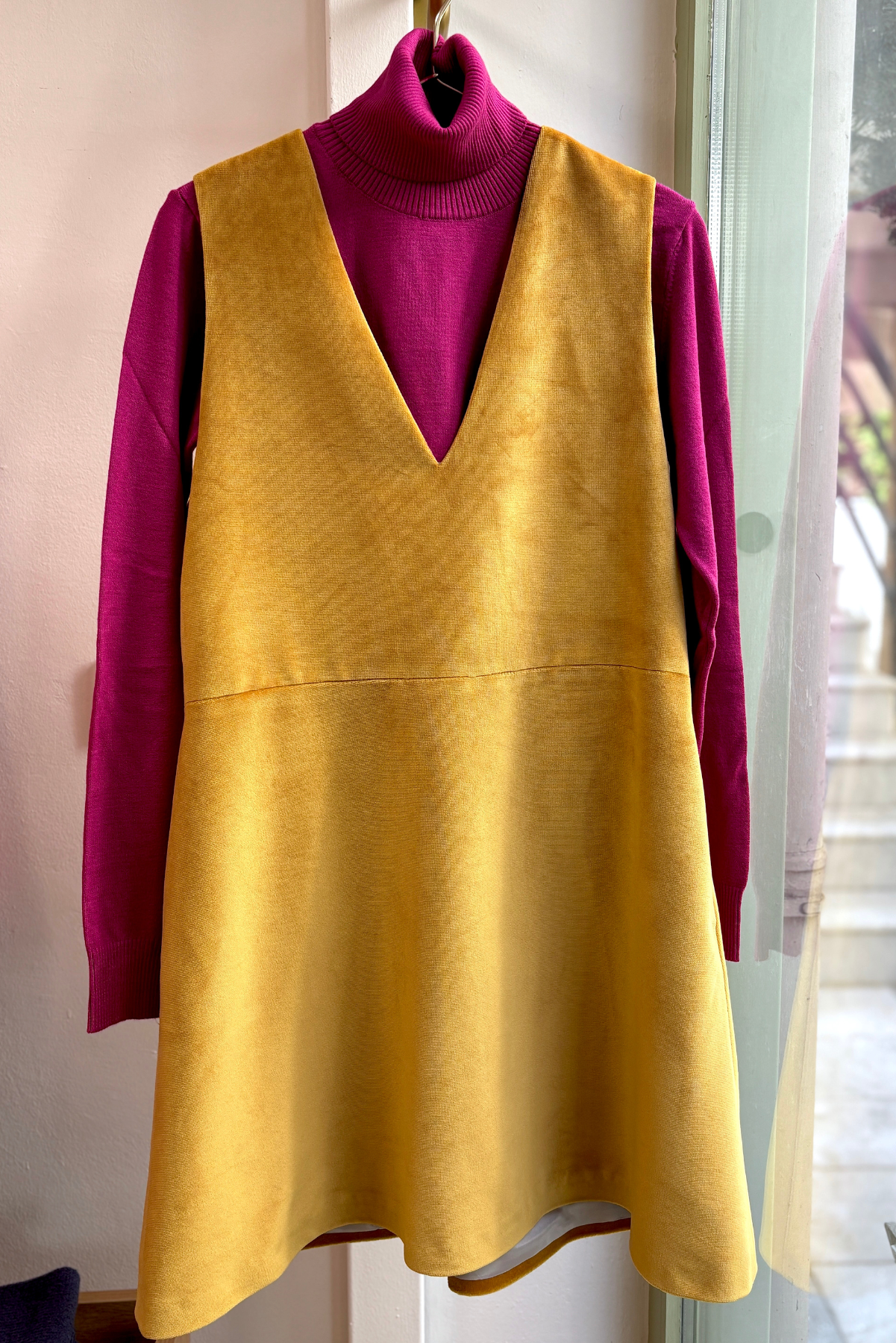 Sarı Kadife Jile Elbise